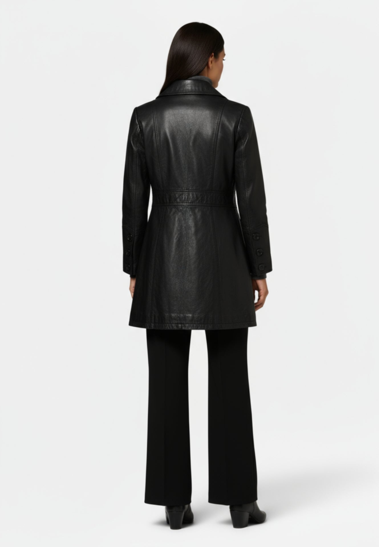 Lucy Kurzmantel mit Knopfleiste und Reverskragen