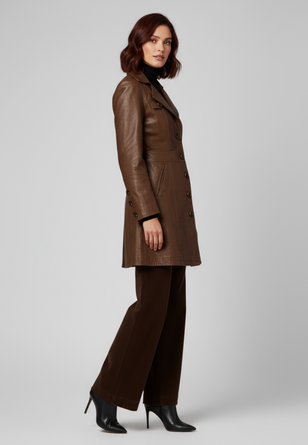 Lucy Kurzmantel mit Knopfleiste und Reverskragen