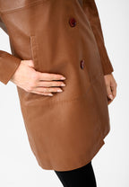 Marzia klassischer Ledermantel mit Knopfverschluss